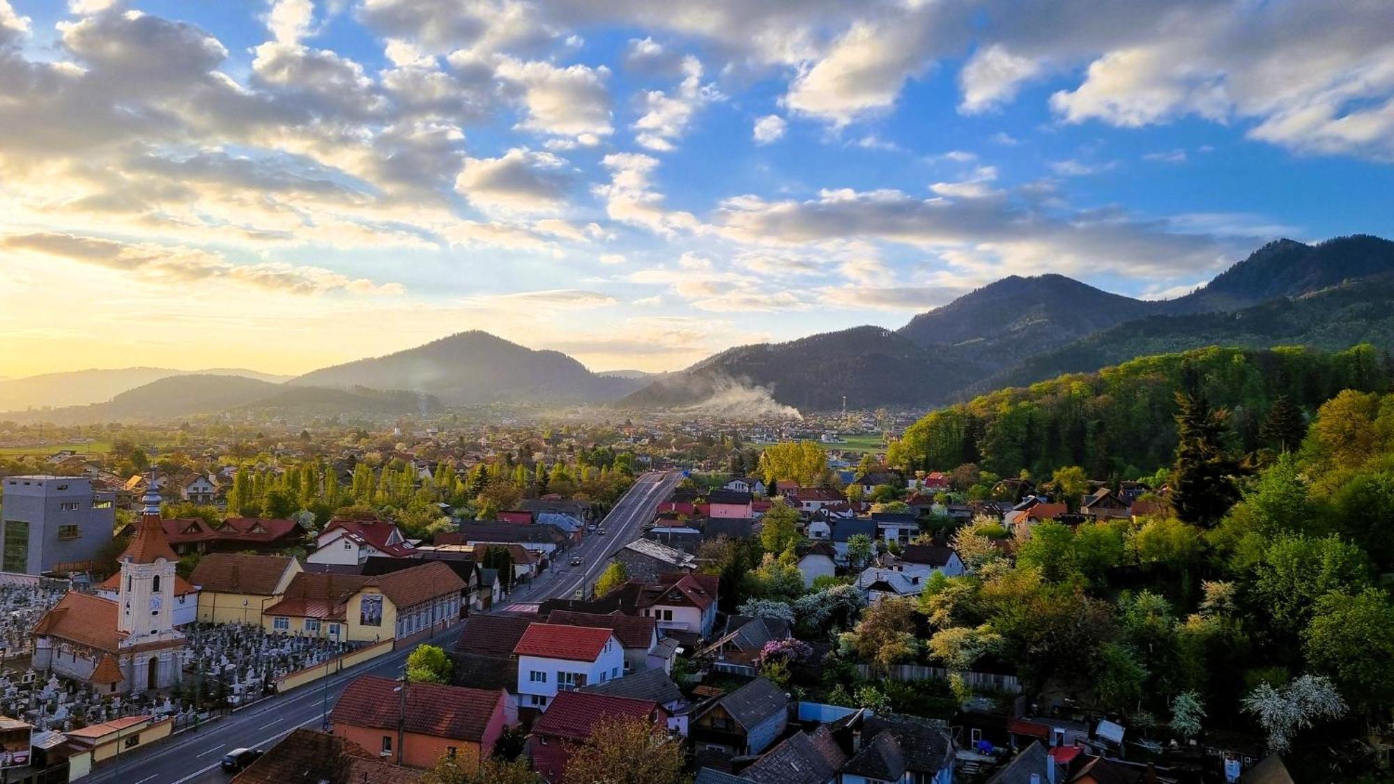 Mountain View Retreat Apartment - Braşov Dış mekan fotoğraf