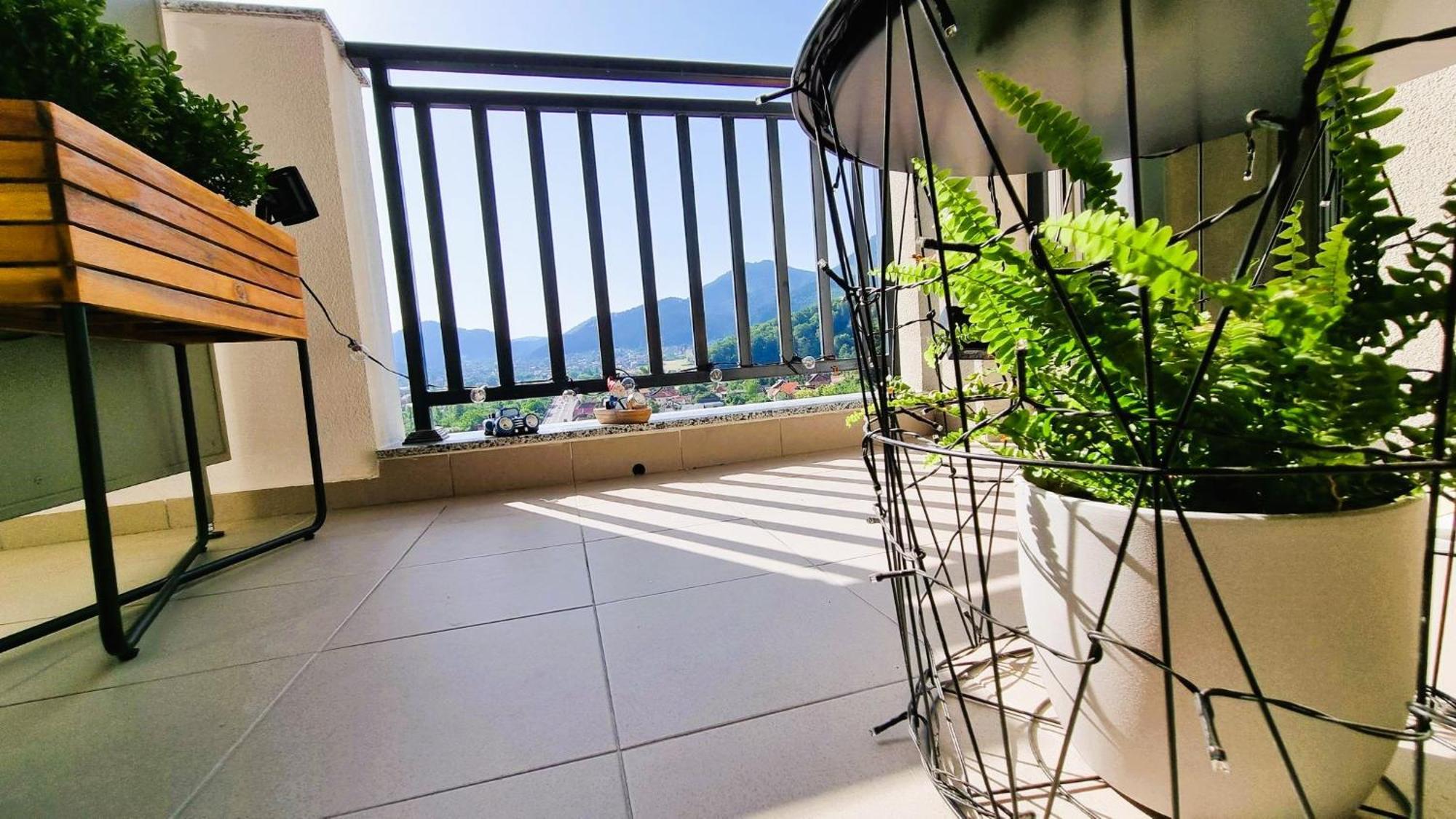 Mountain View Retreat Apartment - Braşov Dış mekan fotoğraf